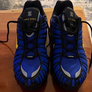 Nike Shox Men's Athletic Shoes in Blue and Black